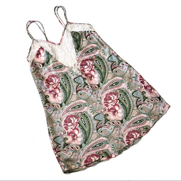 Victoria's Secret Other - Victoria’s Secret Vintage Floral Slip Nightgown